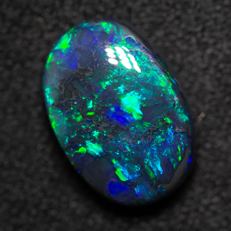 2.15 ct black opal 10.6x7.4x4.3mm - Image 2