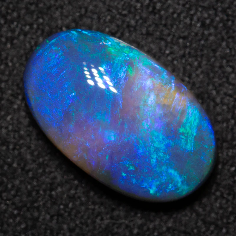 2.15 ct black opal 11.7x7.1x3.9mm - Image 2