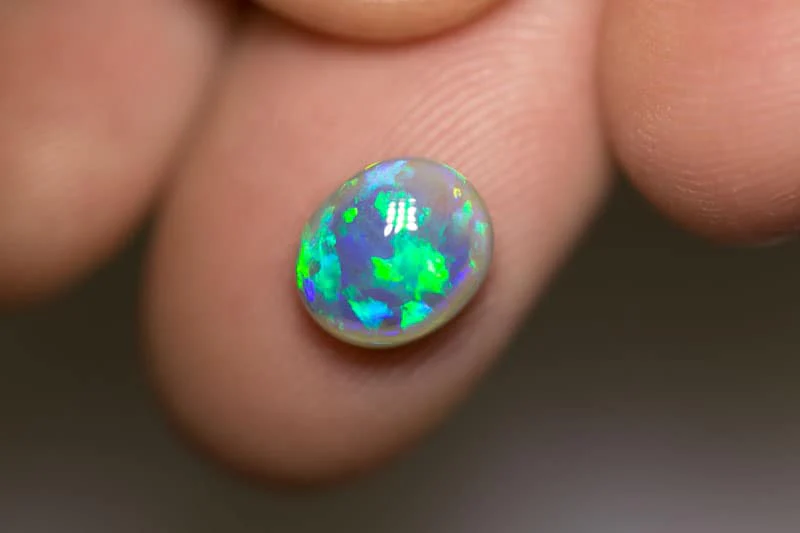 2.15 ct dark opal 9.5x8x4.5mm - Image 2