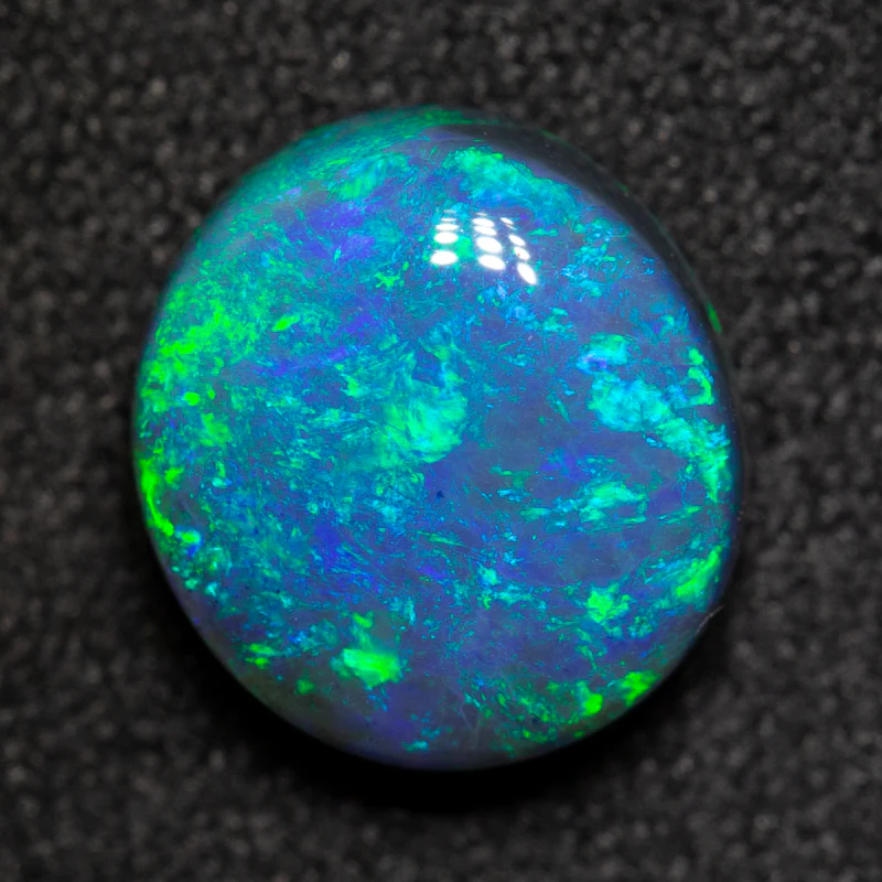 2.17 ct black opal 9.1x8.3x4.5mm - Image 2