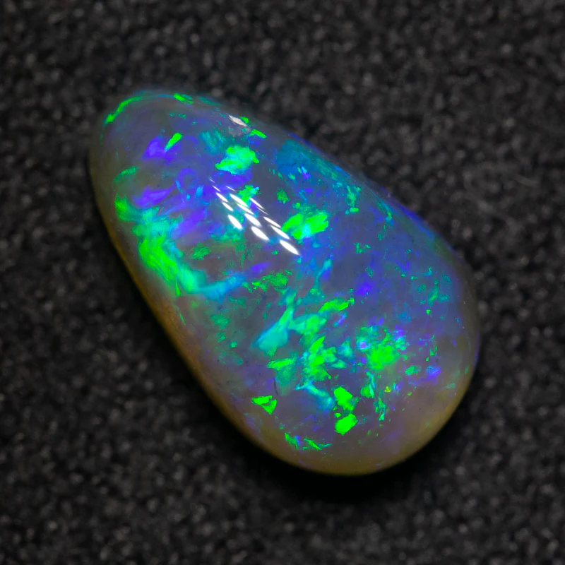 2.18 ct black crystal opal 10.7x6.4x5.3mm - Image 2