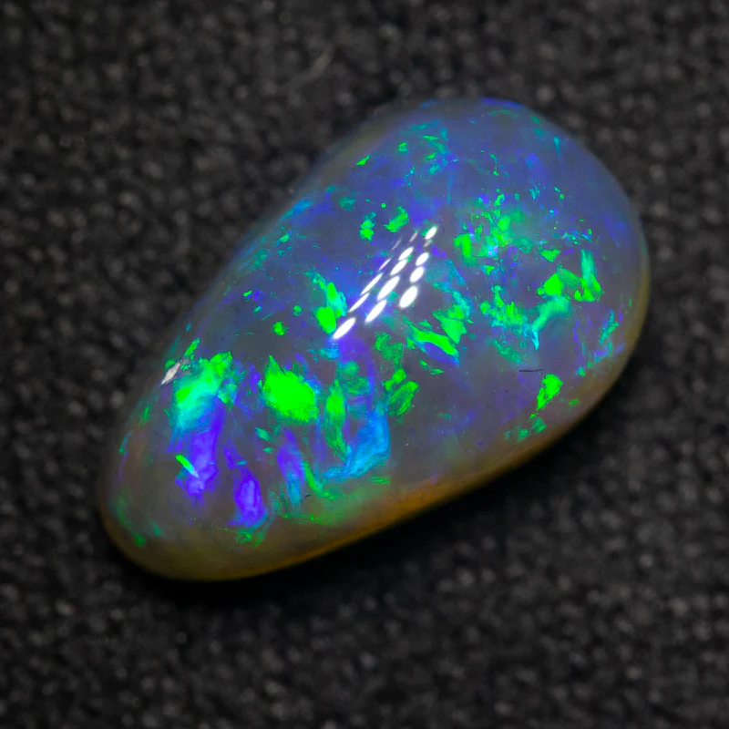 2.18 ct black crystal opal 10.7x6.4x5.3mm - Image 3