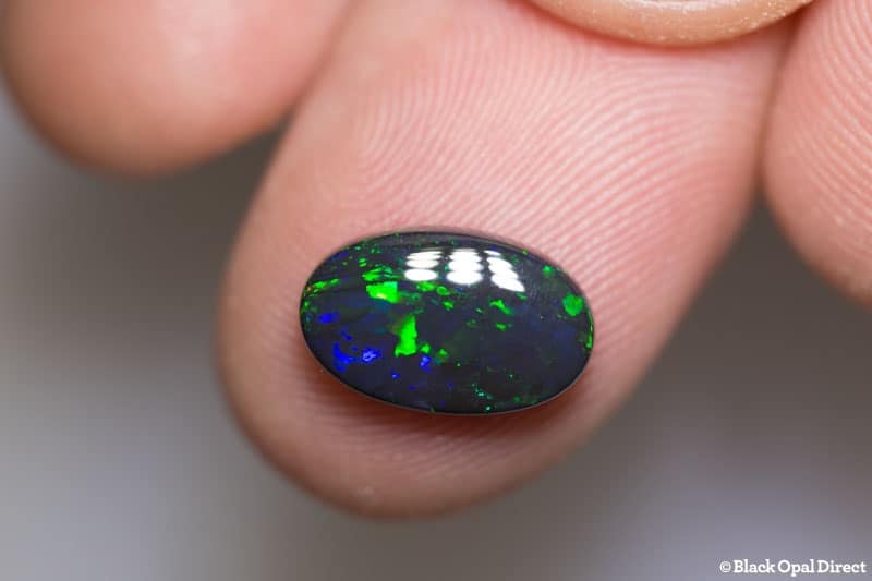 2.19 ct black opal 12x8x3mm - Image 2
