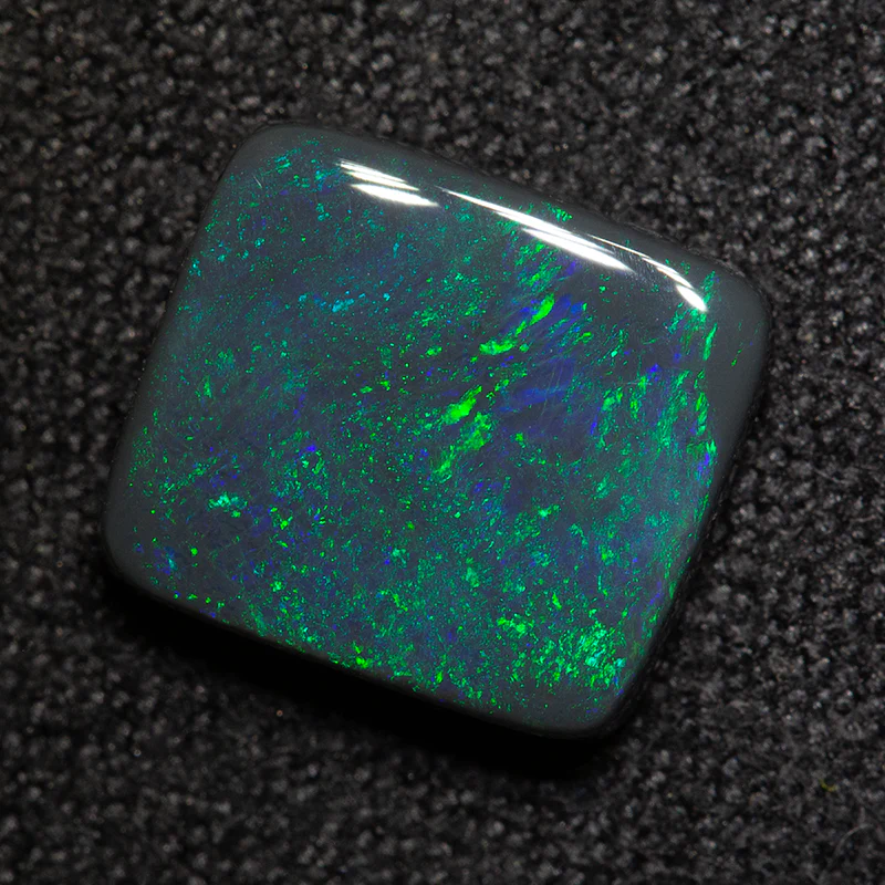 2.19 ct black opal 9.6x8.5x3.1mm - Image 2