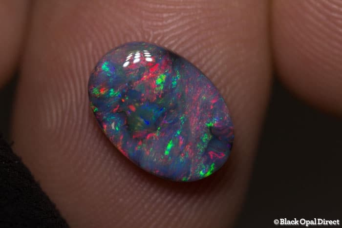 2.20 ct black opal 12x8.5x3mm - Image 2