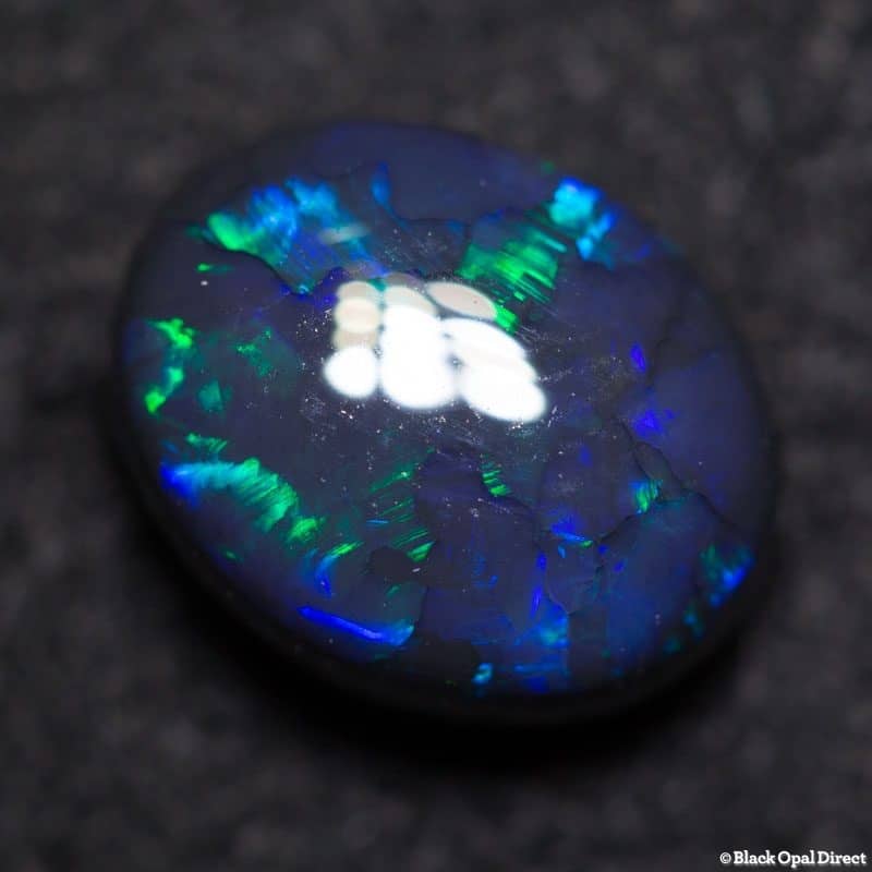 2.20 ct black opal 9.2x7.5x4.5mm - Image 3