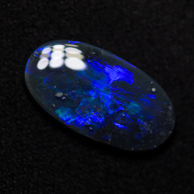 2.20 ct black opal treasure box - Image 2