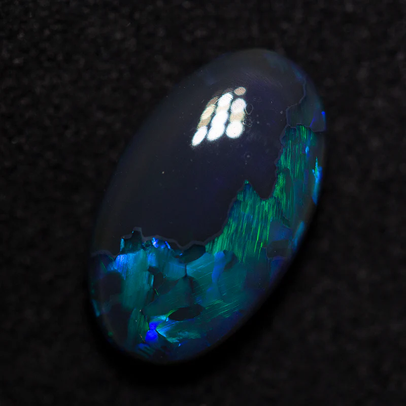 2.20 ct black opal treasure box - Image 2