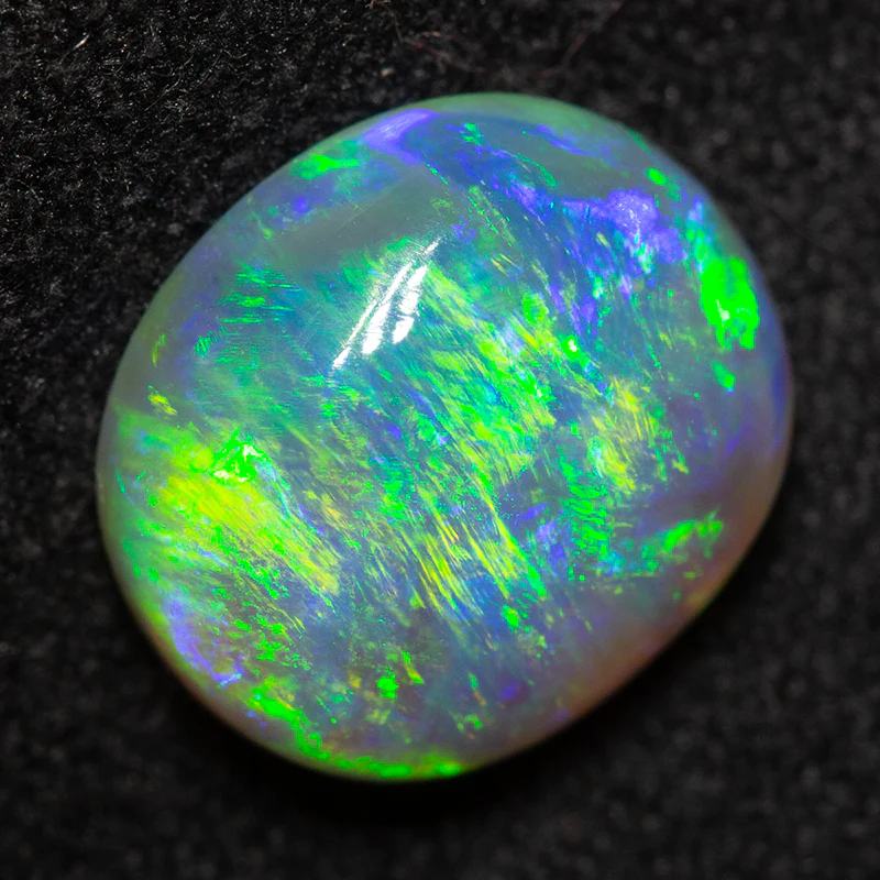 2.23 ct crystal opal 10.1x9x3.8mm - Image 2