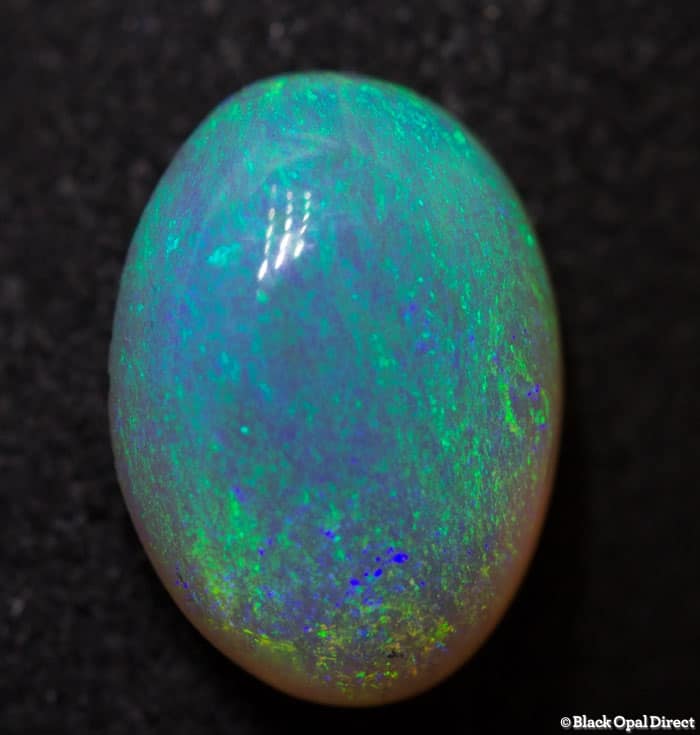 2.23 ct crystal opal 11x8x5mm - Image 2