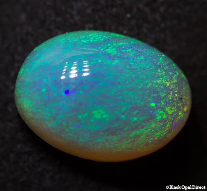 2.23 ct crystal opal 11x8x5mm - Image 3