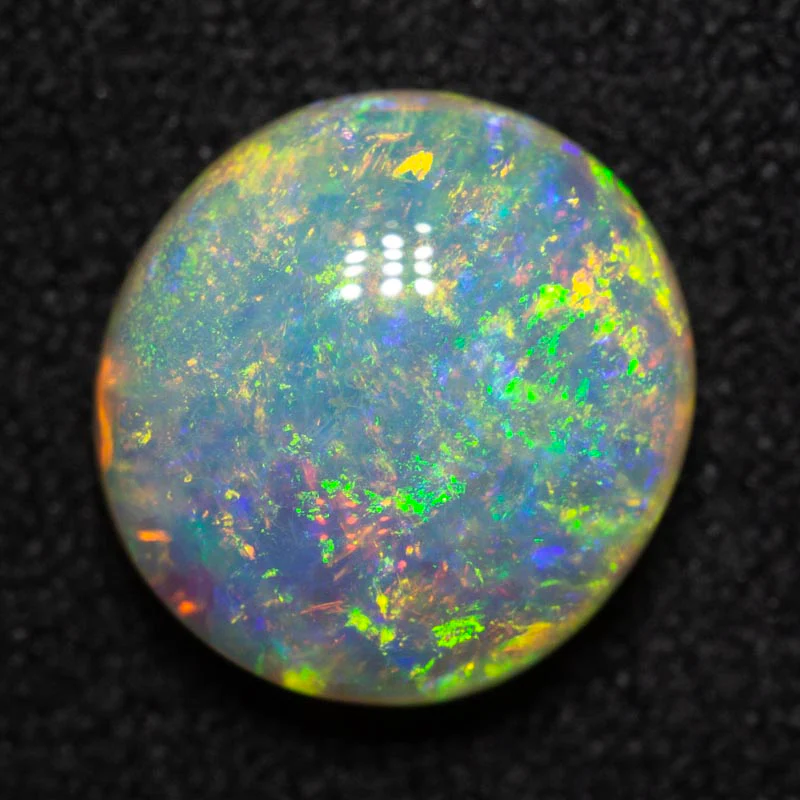 2.23 ct double-sided crystal opal 9.3x8.8x4.2mm - Image 2