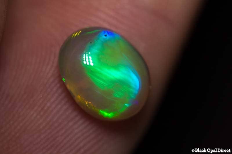 2.23 ct crystal opal with the letter S in it 10x8x4.5mm - Image 2