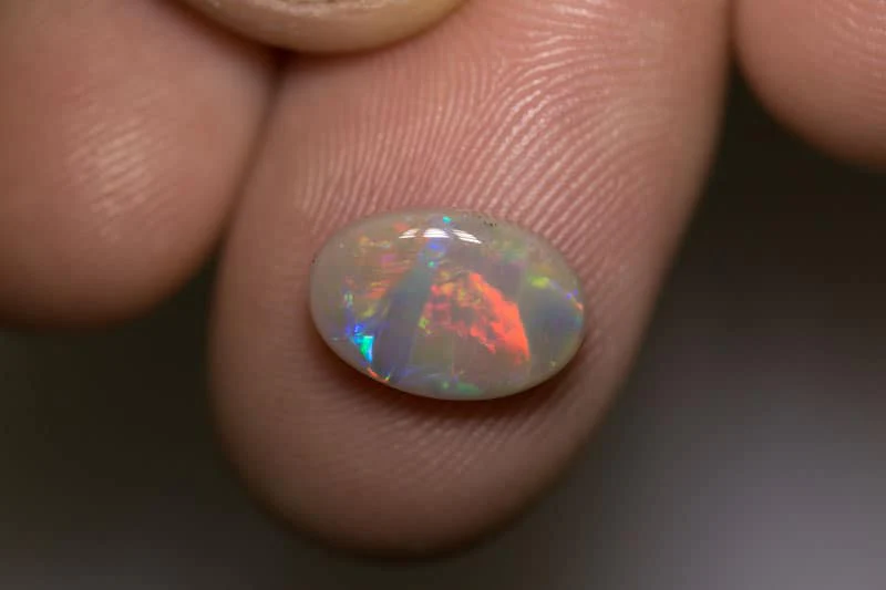 2.23 ct dark opal 12x8x3mm - Image 4