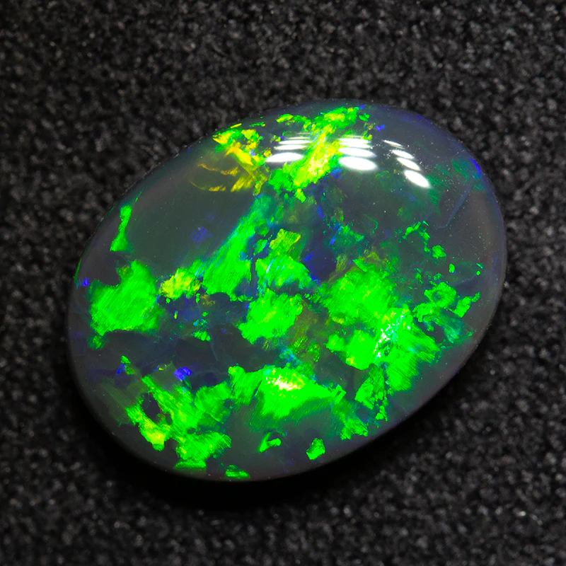 2.24 ct black opal 11.4x8.6x3.7mm - Image 3
