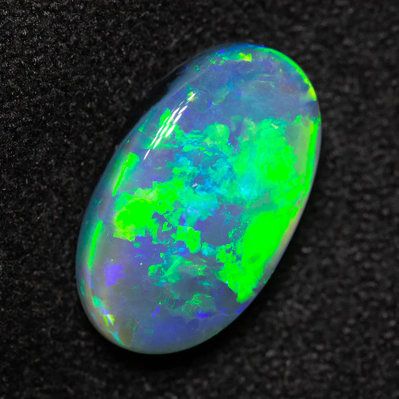 2.24 ct dark opal gem 12x7x4mm - Image 3
