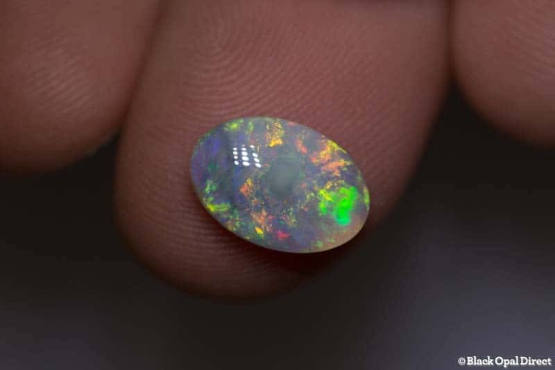 2.24 ct white opal 11.5x9x4mm - Image 2