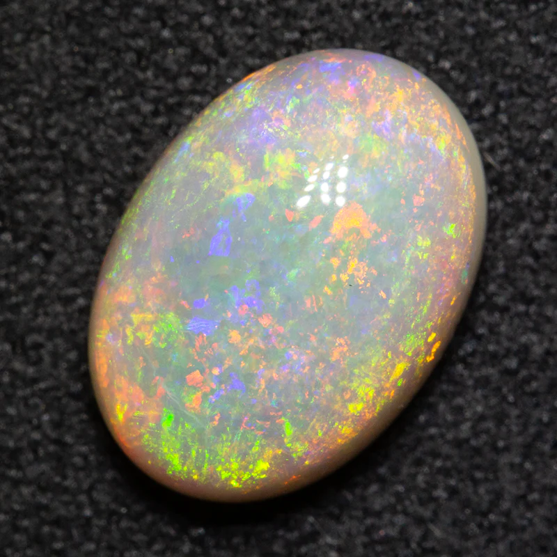 2.26 ct white opal 10.6x7.6x4.7mm - Image 2