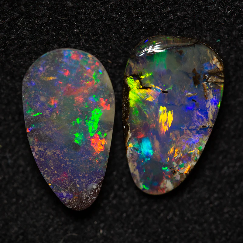 2.28 ct boulder opal pair 9.7x6x2.7mm - Image 2
