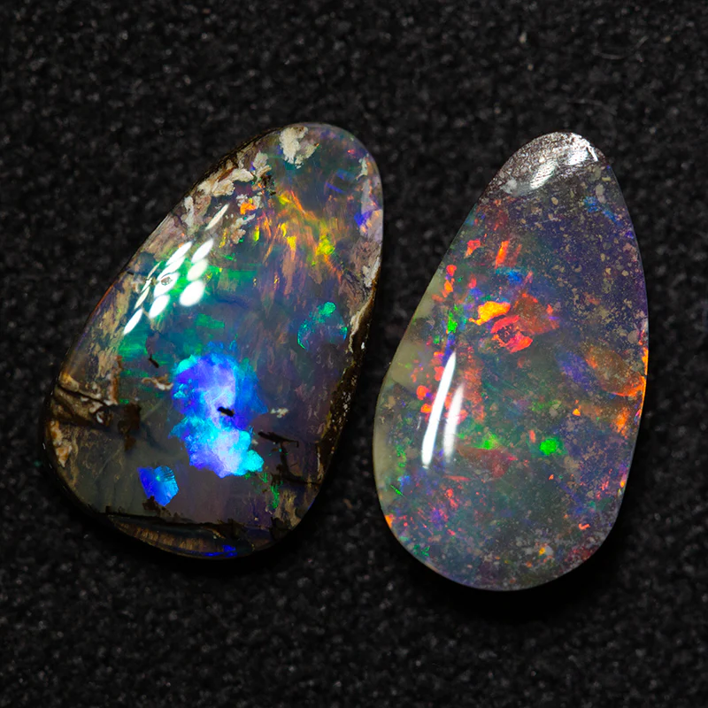 2.28 ct boulder opal pair 9.7x6x2.7mm - Image 3