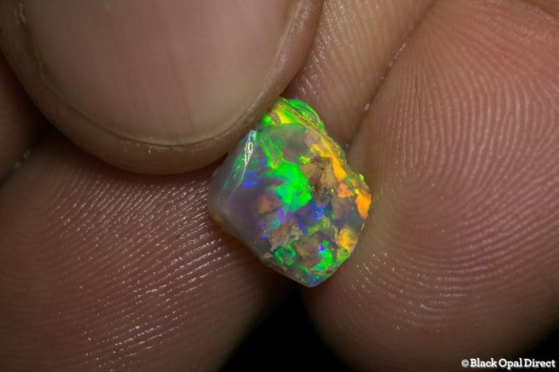 2.28 ct rough opal piece 12mm across - Image 3