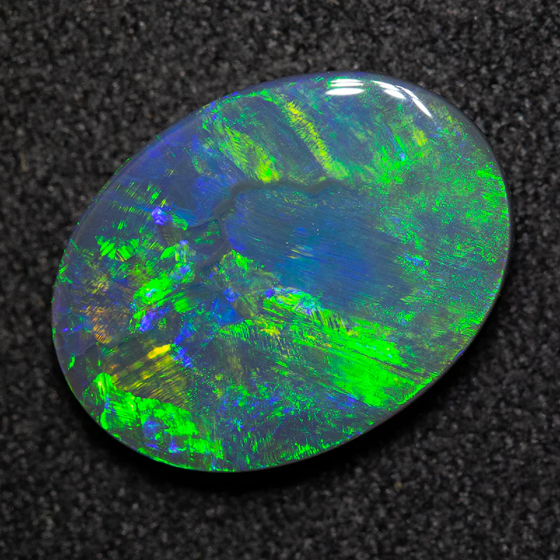 2.32 ct black opal 12.9x9.7x2.8mm - Image 2
