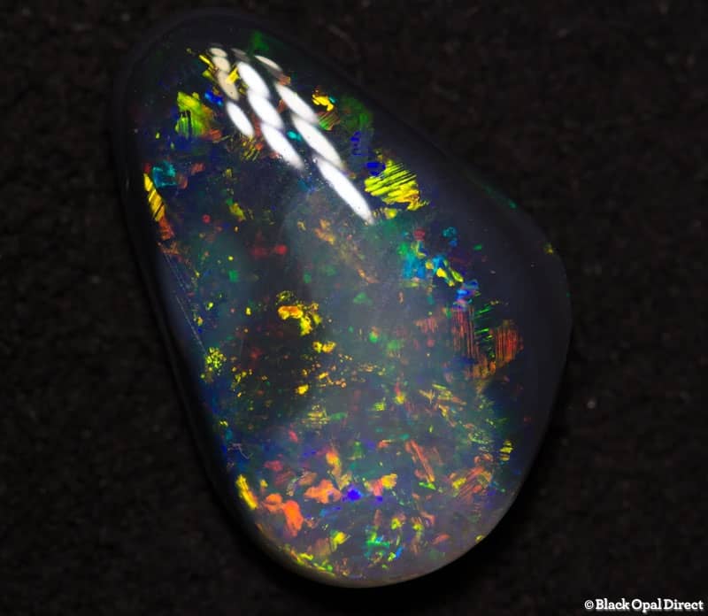 2.32 ct party colored black opal 13x9x3mm - Image 4