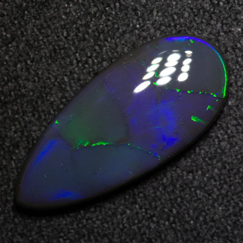 2.33 ct black opal 16.9x7.5x2.8mm - Image 3