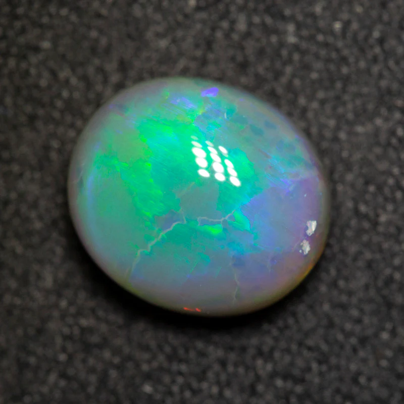 2.33 ct dark opal 9.5x8.3x4.9mm - Image 2