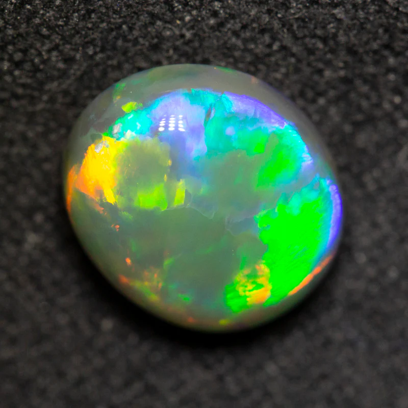 2.33 ct dark opal 9.5x8.3x4.9mm - Image 3