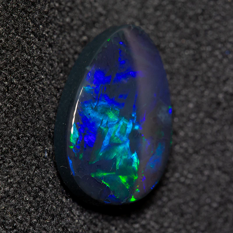 2.35 ct black opal 12x7.9x3.4mm - Image 4