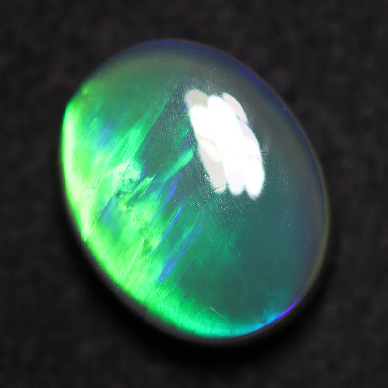 2.38 ct black opal 10.2x8.3x4.5mm - Image 2