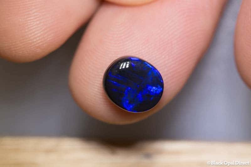 2.38 ct black opal 10x9x4mm - Image 2