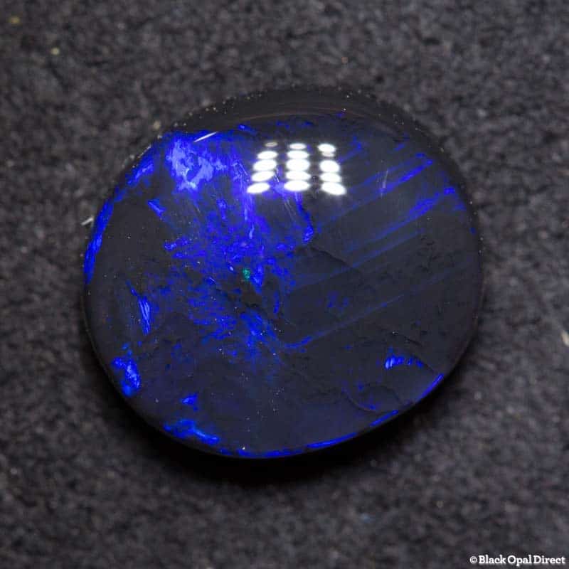 2.38 ct black opal 10x9x4mm - Image 3