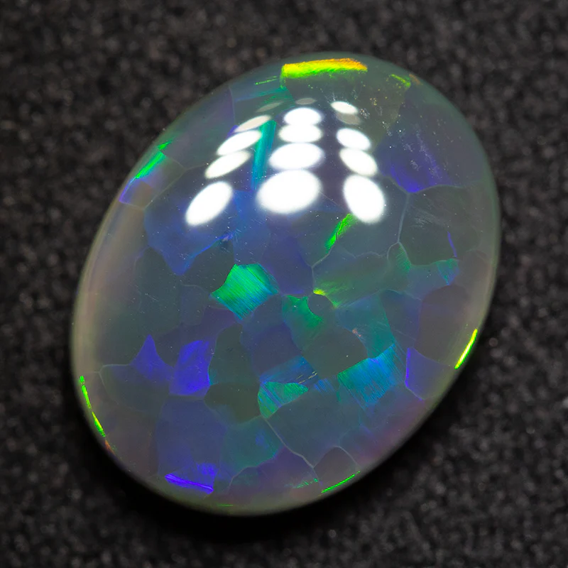 2.39 ct black opal 10.8x8.6x3.8mm - Image 2