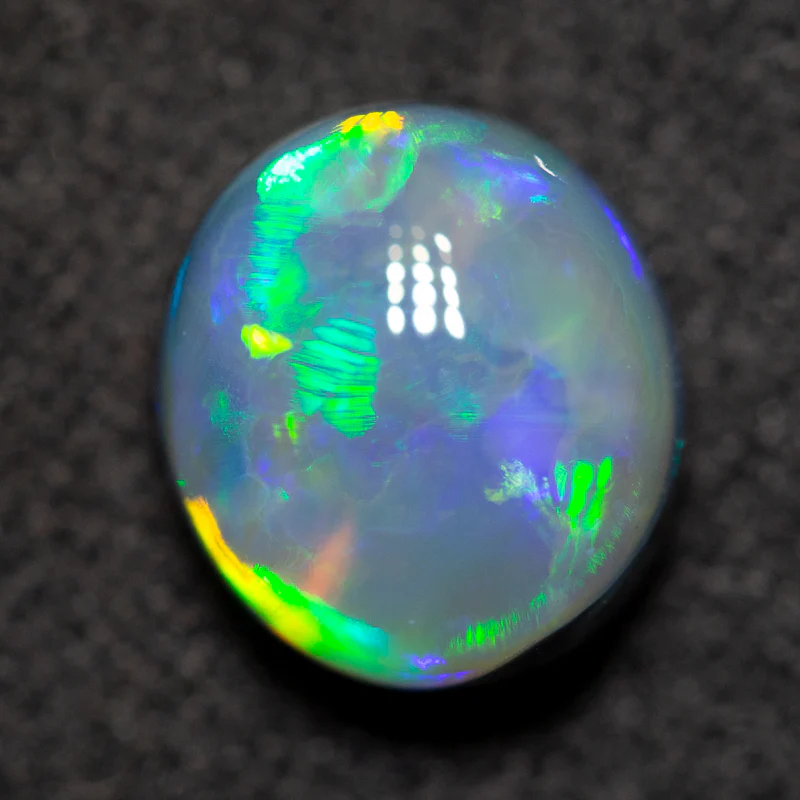 2.43 ct black opal 8.8x7.9x5.8mm - Image 3