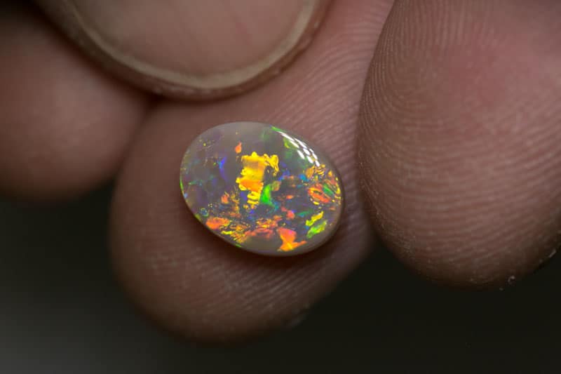 2.43 ct dark opal 10.5x8x4mm - Image 2