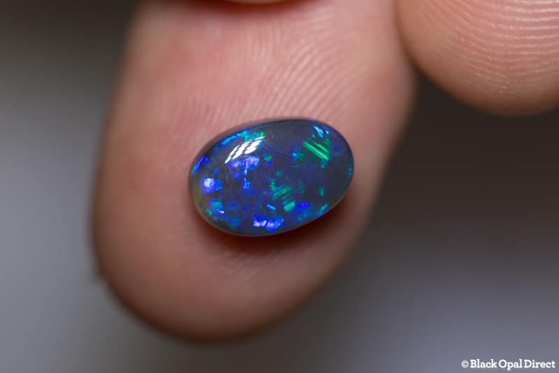 2.45 ct black opal 11x7x4.5mm - Image 2