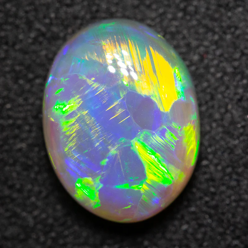 2.45 ct crystal opal 10.3x7.9x4.7mm - Image 3