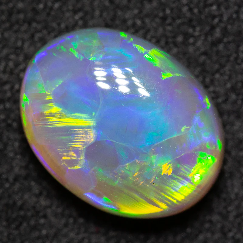2.45 ct crystal opal 10.3x7.9x4.7mm - Image 4