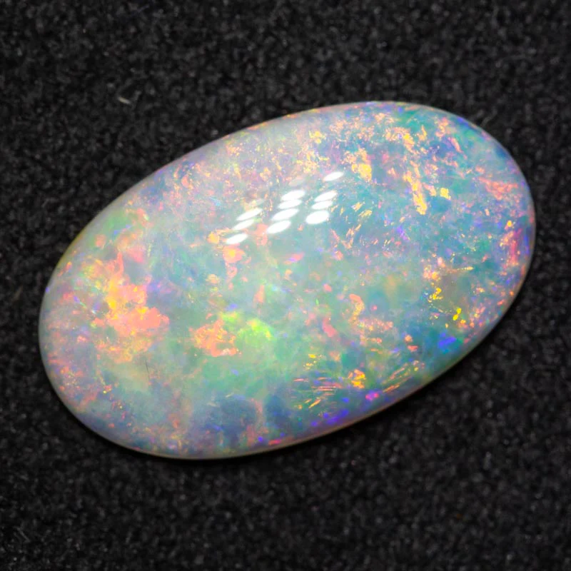 2.45 ct white opal 14.5x9x3mm - Image 3
