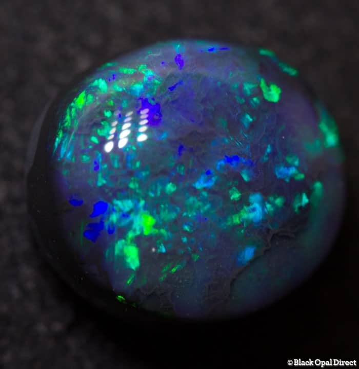 2.47 ct black opal 9.6x8.5x5mm - Image 3
