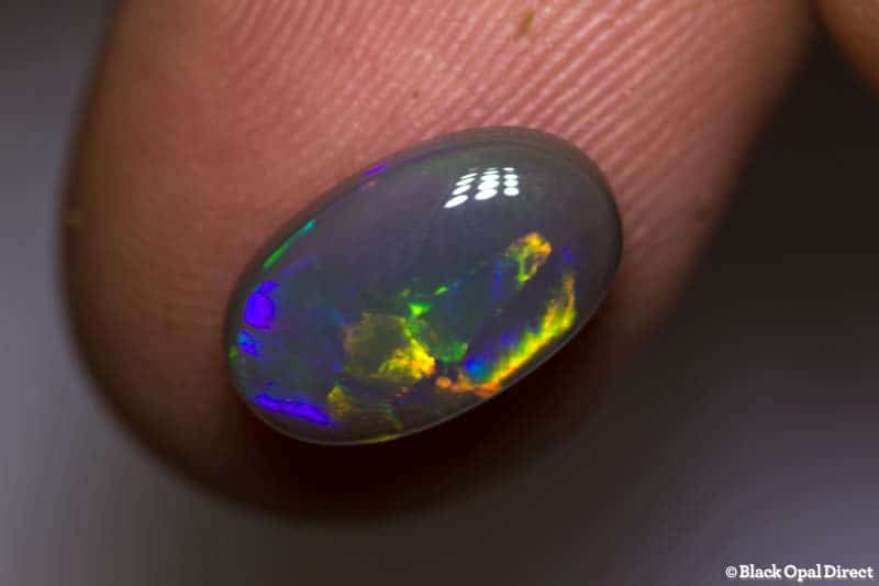 2.48 ct semi black opal 12x7x4mm - Image 2