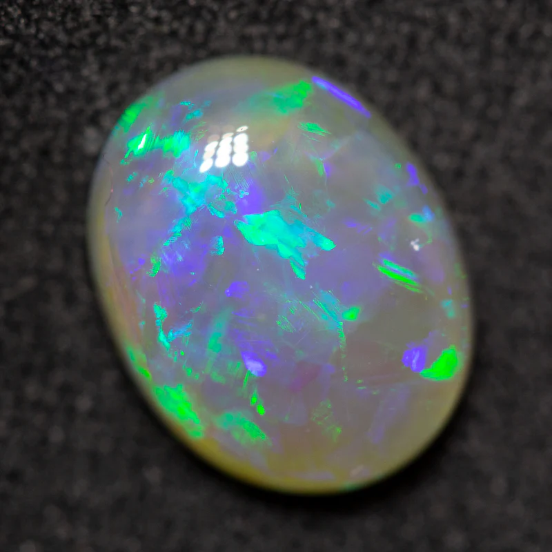 2.51 ct crystal opal 11x8.6x4mm - Image 2