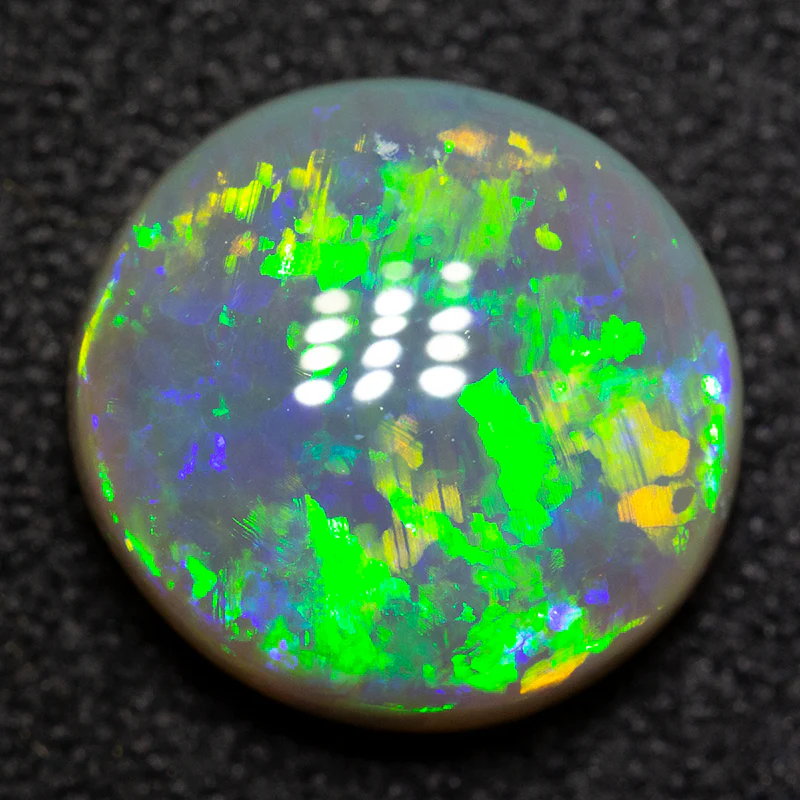 2.54 ct crystal opal 10x9.5x4 mm - Image 2