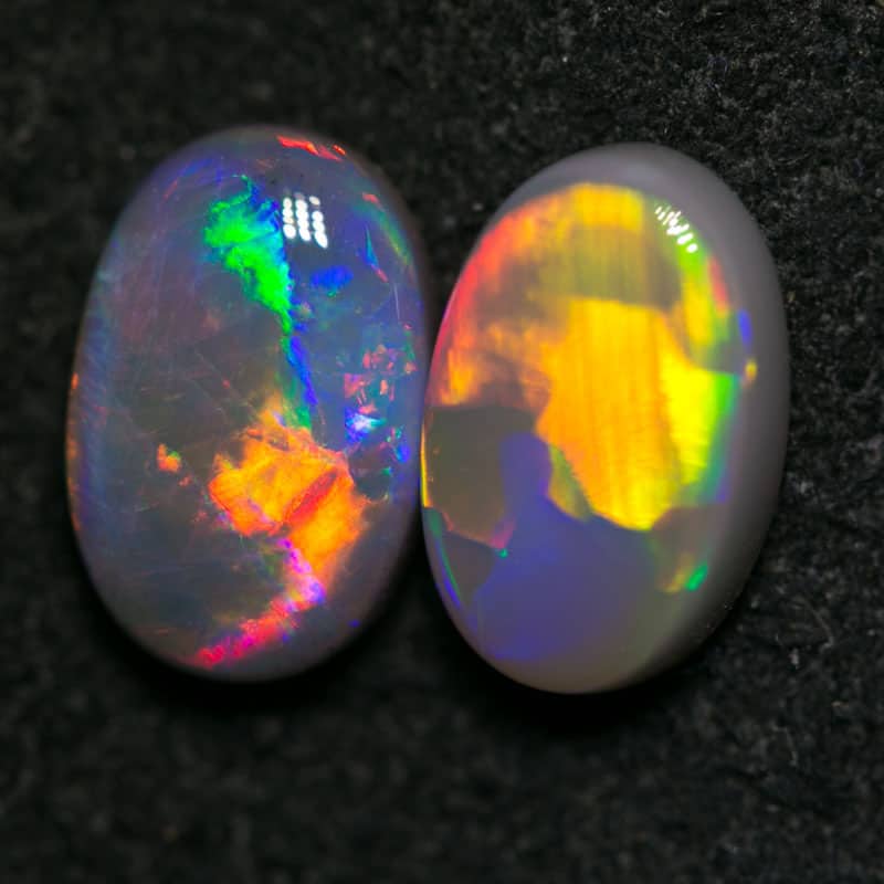 2.57 ct gem dark opal pair 9x5.5mm for Rona - Image 2