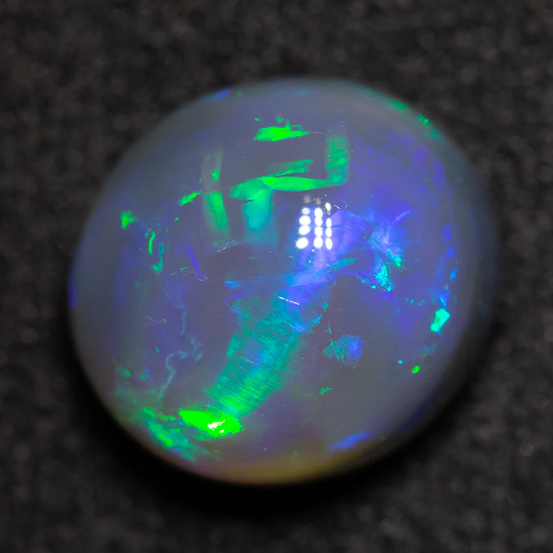2.61 ct dark opal 9.1x8.3x6.1mm - Image 3