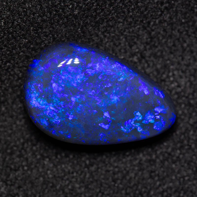 2.62 ct black opal 12.4x7.9x4.4mm - Image 3