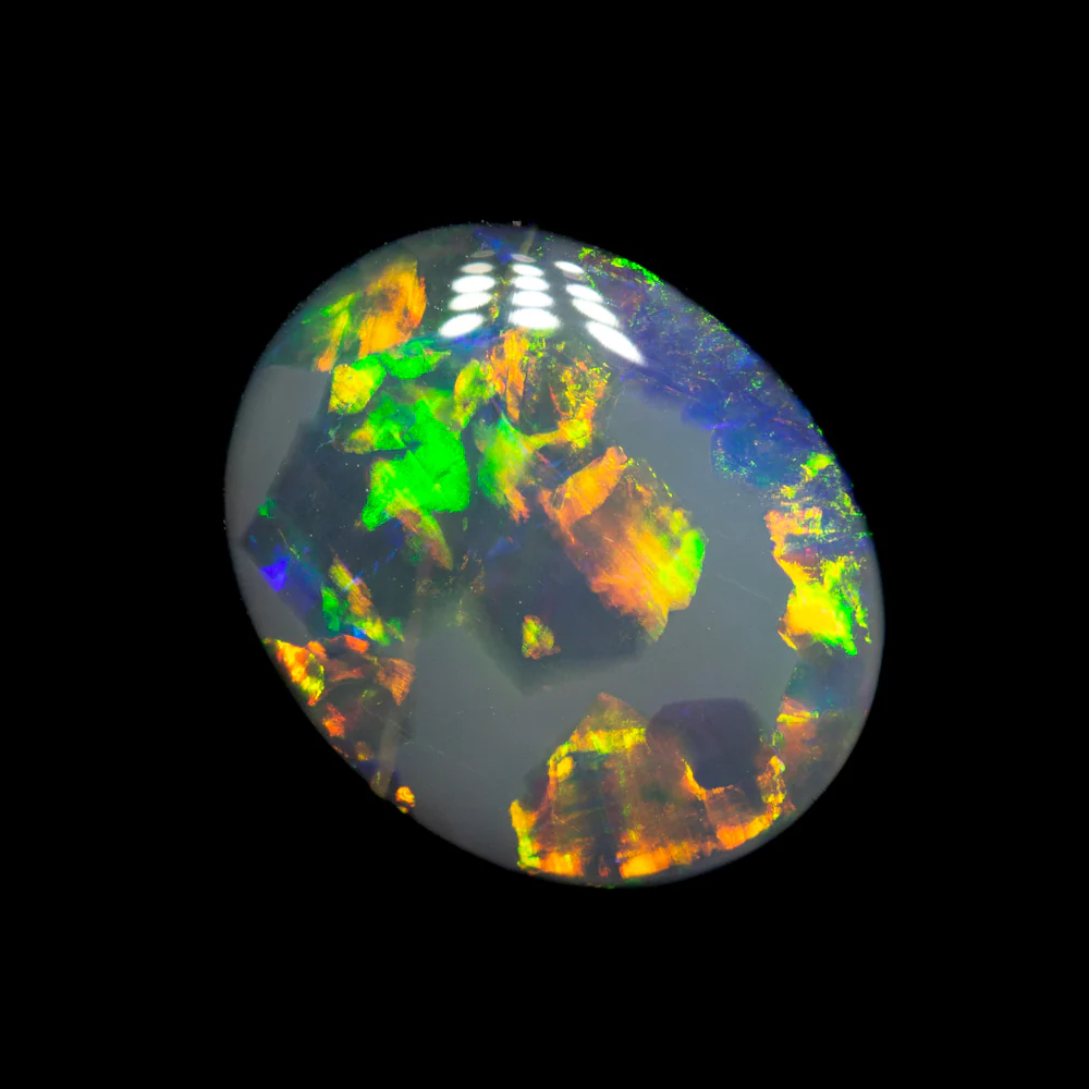 2.63 ct black opal 10.8x8.9x4.1mm - Image 2