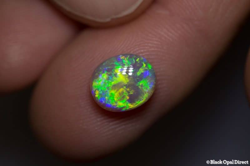 2.63 ct crystal opal 10x8x5mm - Image 2